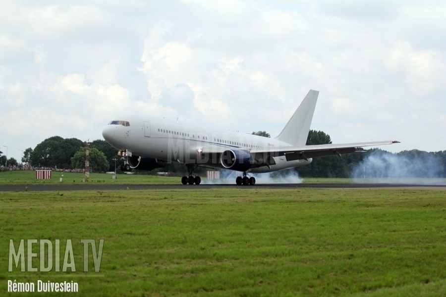 Aankomst Oranje op Rotterdam Airport