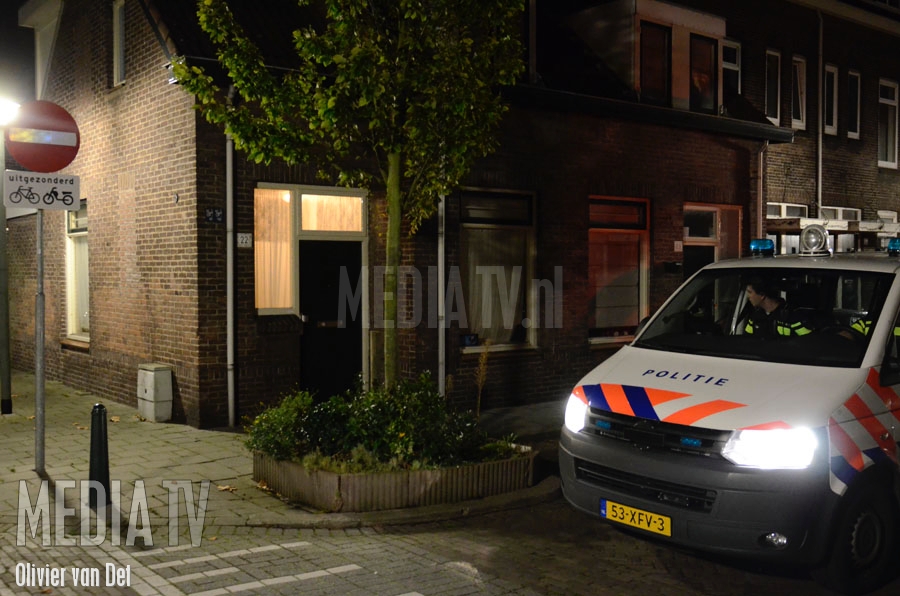 Vrouw in been gestoken door man Jozef Israëlstraat Vlaardingen