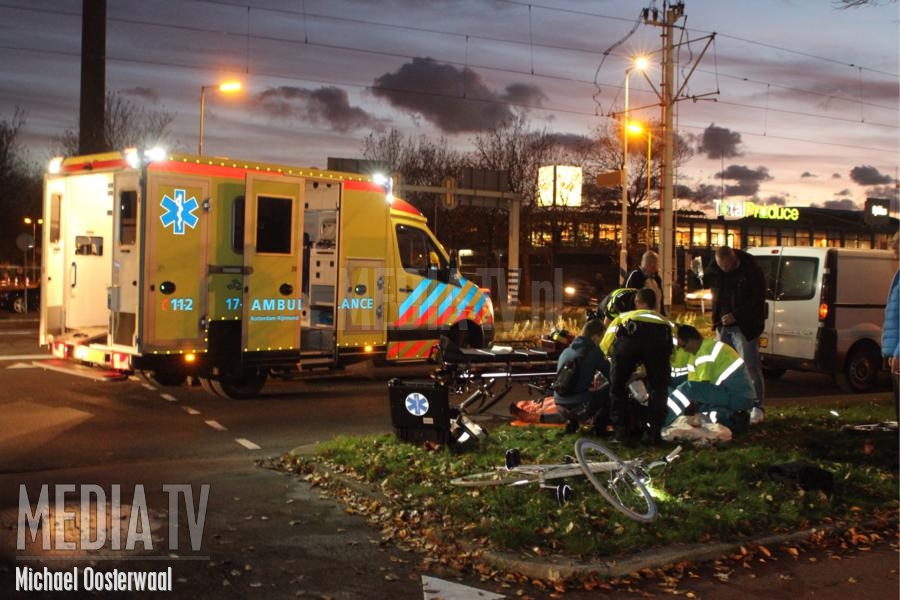Fietster gewond bij aanrijding Schiedamseweg Rotterdam
