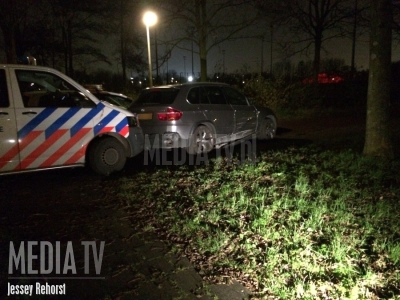 Waarschuwingsschoten gelost na achtervolging Capelseweg Capelle aan den IJssel (video)