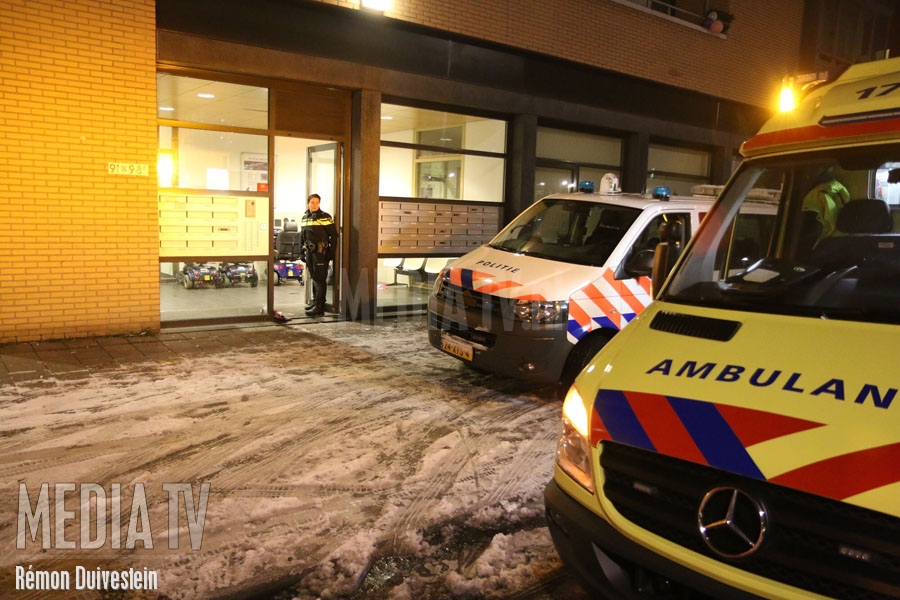 Man gewond na steekpartij Aelbrechtskade Rotterdam (video)