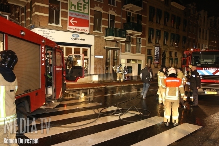 Middelbrand in woning Prins Hendrikkade Rotterdam (video)