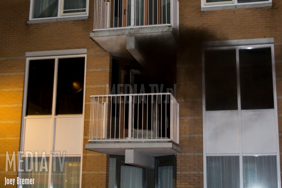 Brand in flatwoning Ohmstraat Schiedam (video)