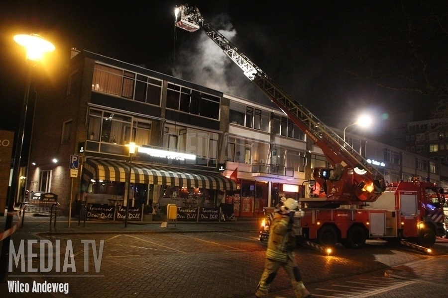 Gewonde bij middelbrand in woning Dillenburgplein Ridderkerk (video)