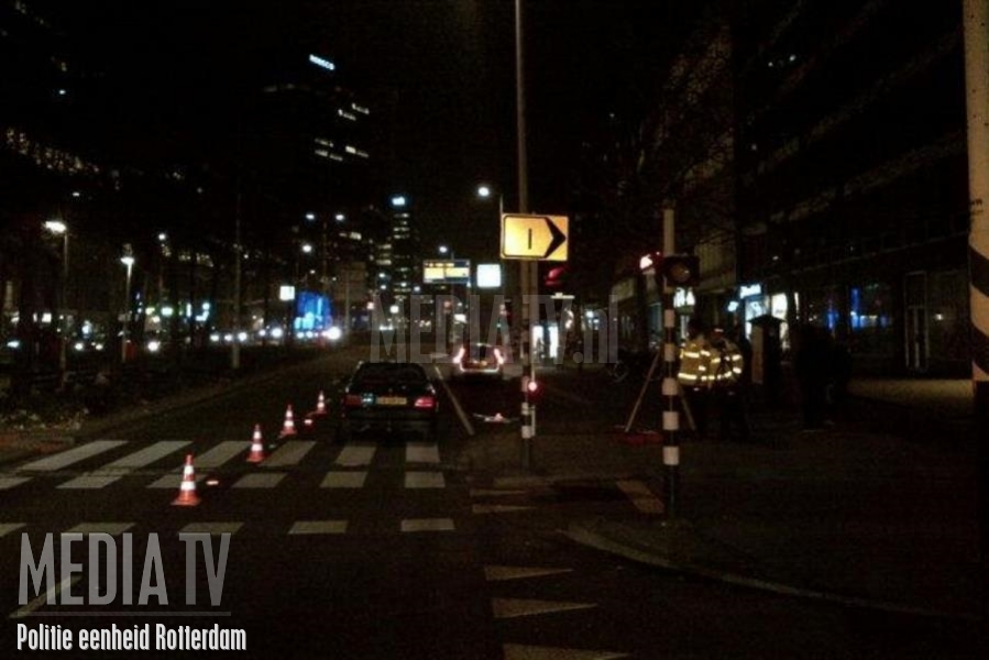 Voetganger gewond bij aanrijding Westblaak Rotterdam