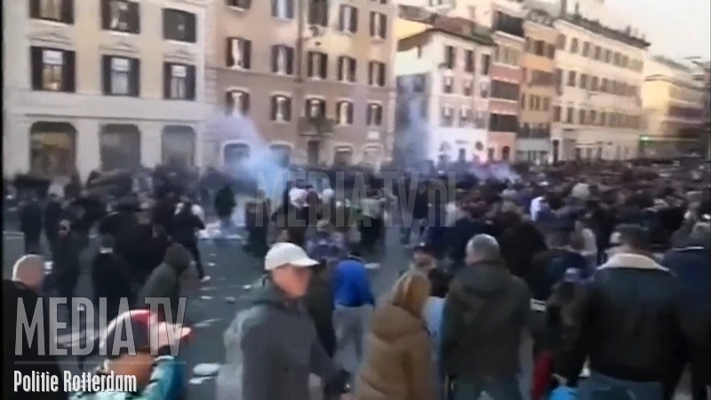 Politie Rotterdam toont beelden verdachten rellen Rome