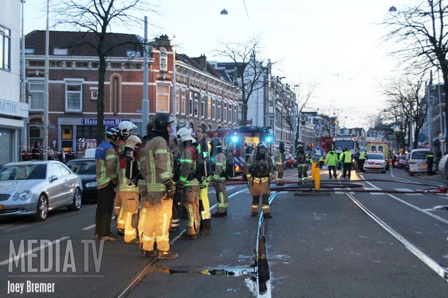 Brand in transformatorhuisje Schiebroekselaan Rotterdam (video)