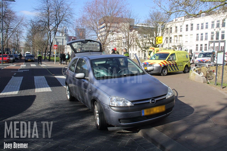 Fietsster aangereden door auto Westersingel Rotterdam