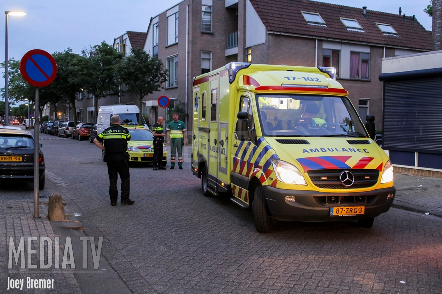 Tieners gewond bij steekpartij Molecatensingel Rotterdam