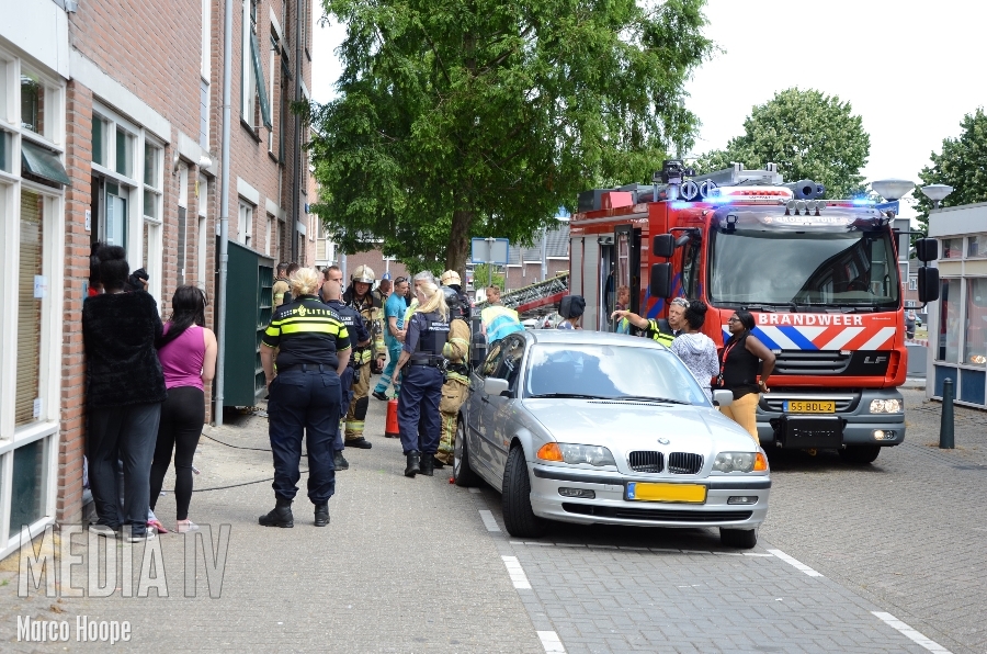 Gewonde bij middelbrand in woning Neercanneplaats Rotterdam