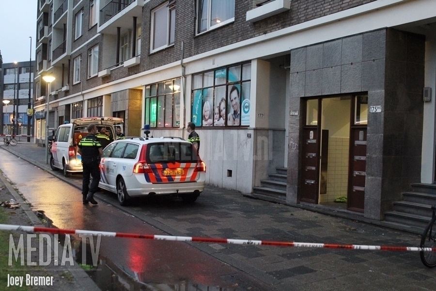 Man gewond na steekpartij in woning Boezemweg Rotterdam