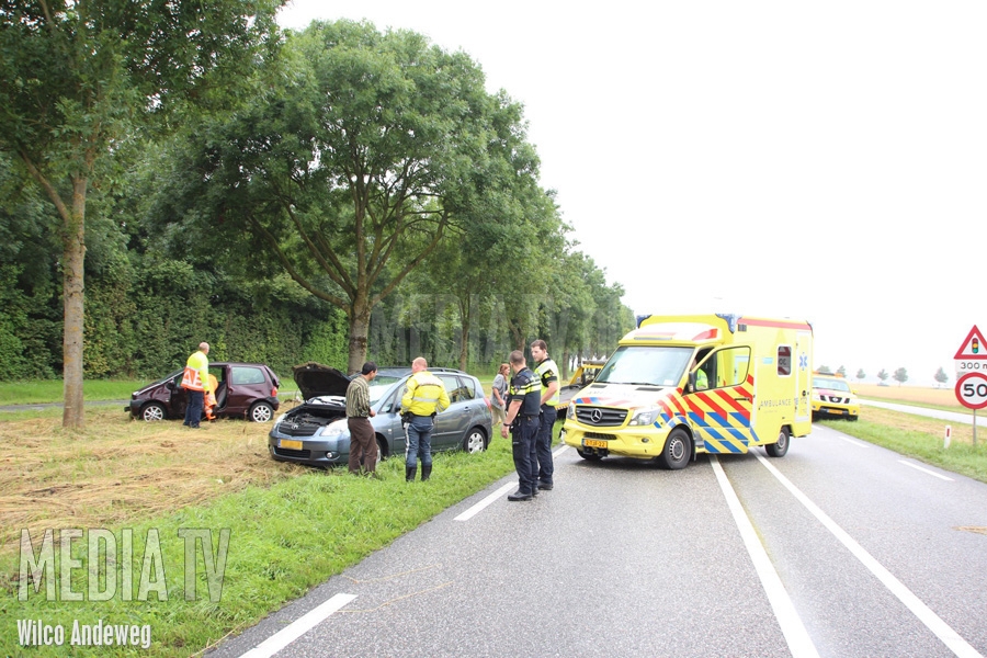 N217 afgesloten na ongeval tussen drie personenauto's Mijnsheerenland
