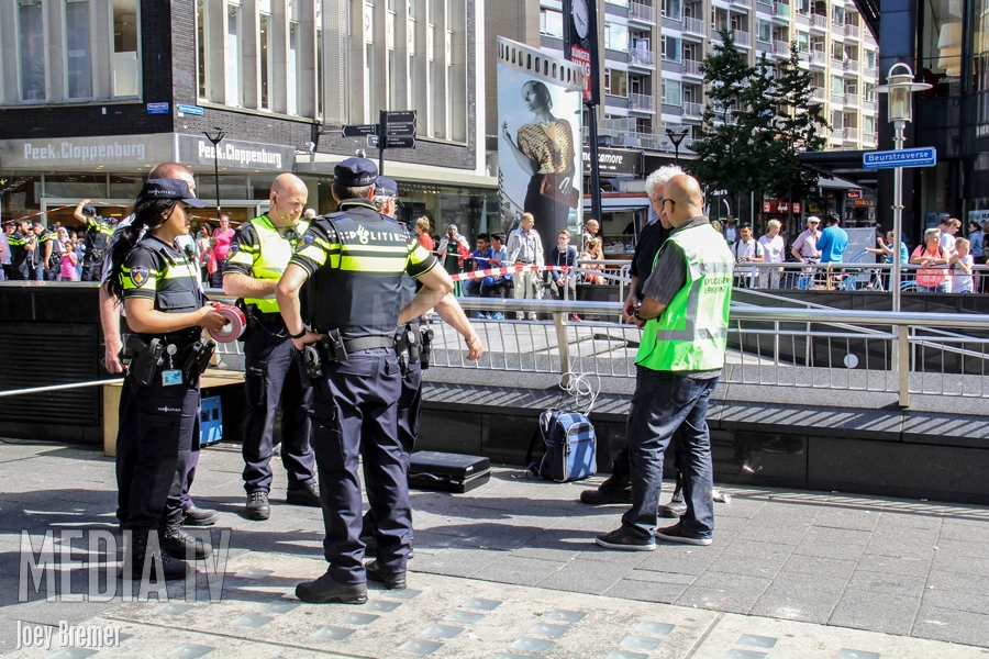 Winkels ontruimd na aantreffen verdachte rugzak Koopgoot Rotterdam (video)