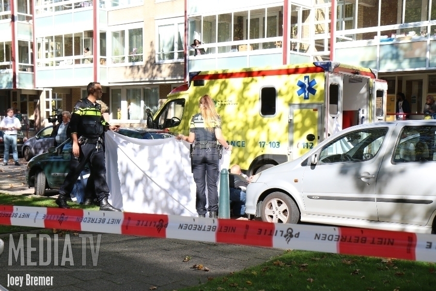 Kind gewond bij aanrijding met auto Oranjeboomstraat Rotterdam (video)
