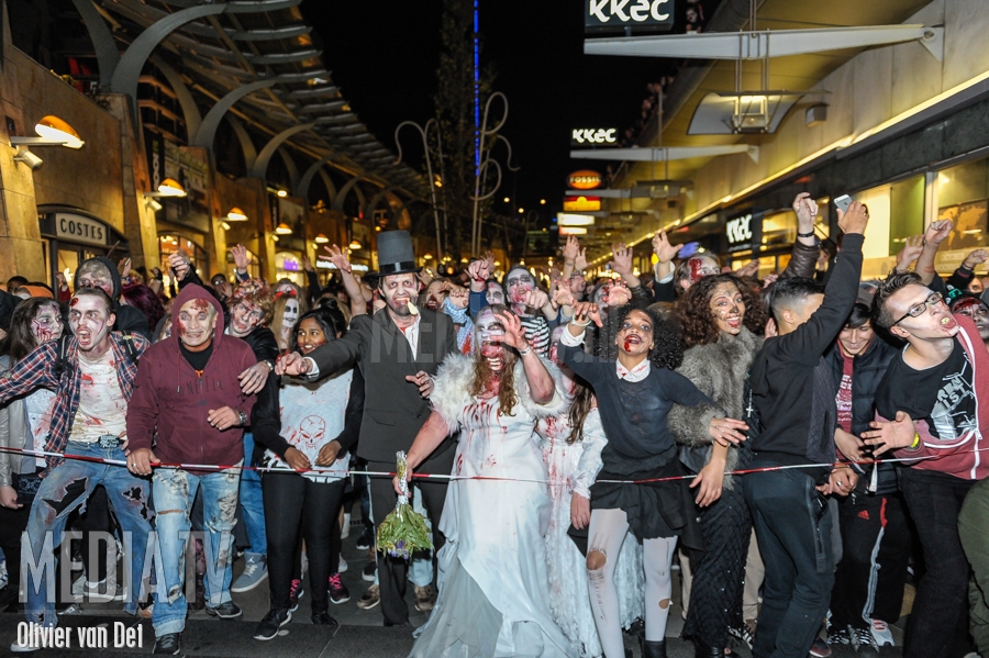 Invasie van zombies in Rotterdam