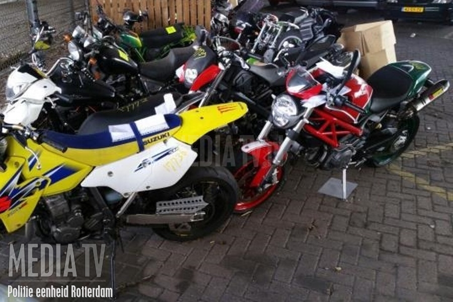 Gestolen motorfietsen teruggevonden in Rotterdam; Aanhoudingen verricht