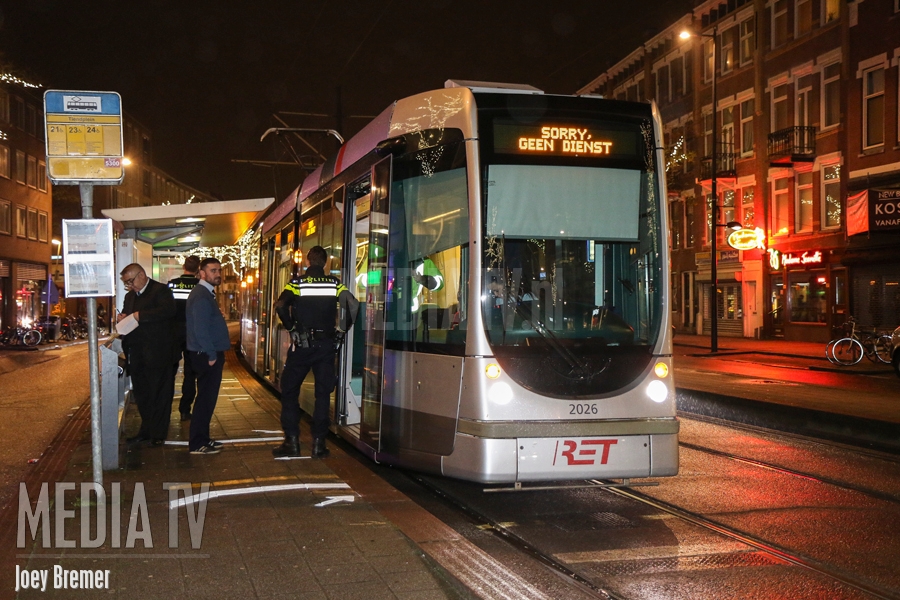 Politie zoekt getuigen van overval op RET-conductrice Tiendplein Rotterdam
