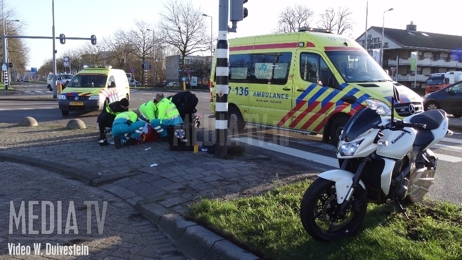 Motorrijder gewond na eenzijdig ongeval Hoofdweg Rotterdam