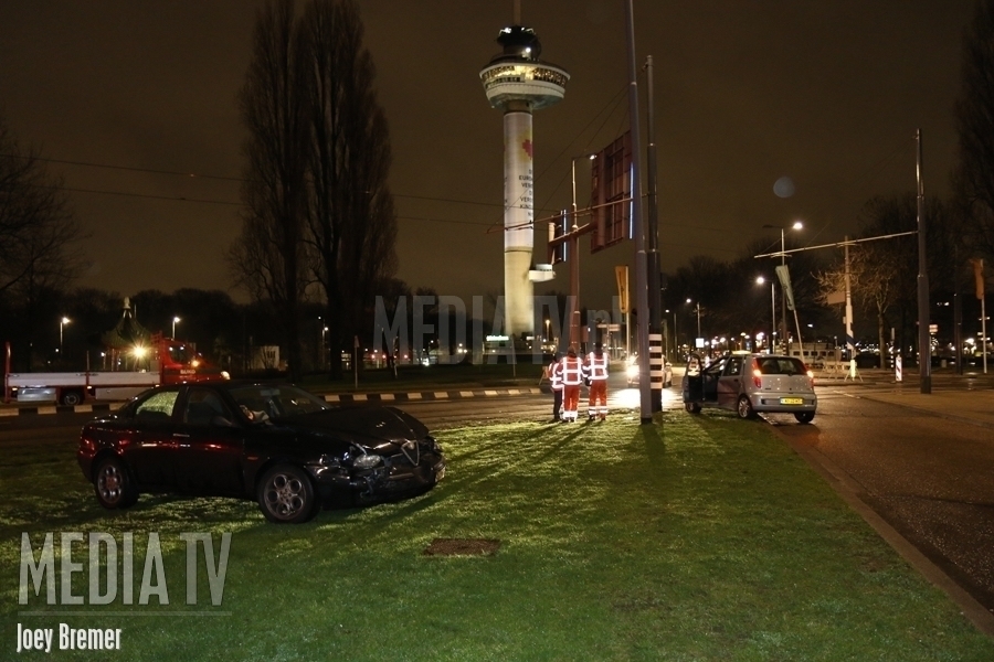 Lichtgewonde bij aanrijding Droogleever Fortuynplein Rotterdam