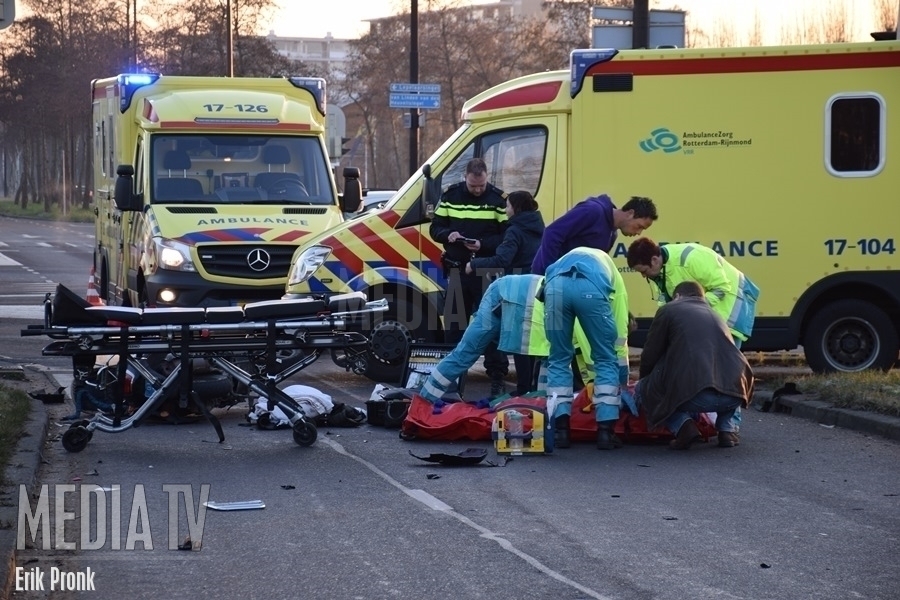 Twee gewonden bij aanrijding Burgemeester Heusdenslaan Vlaardingen