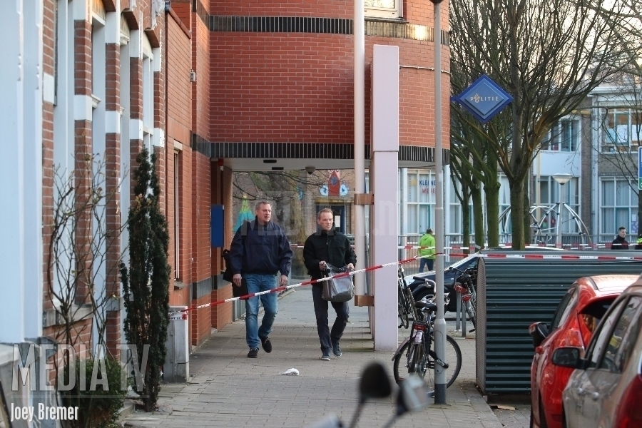 Verdachte tas bij politiebureau Taborstraat Rotterdam