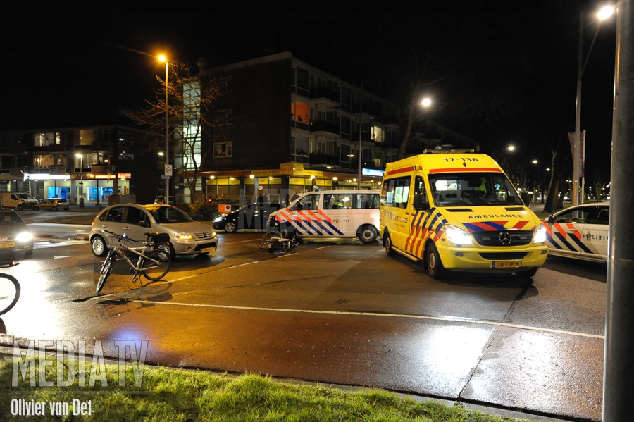 Fietser gewond bij aanrijding Slinge Rotterdam