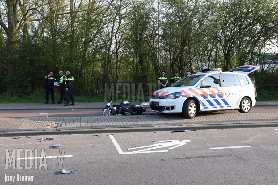 Scooterrijder gewond op Horvathweg Rotterdam tijdens politieachtervolging (video)