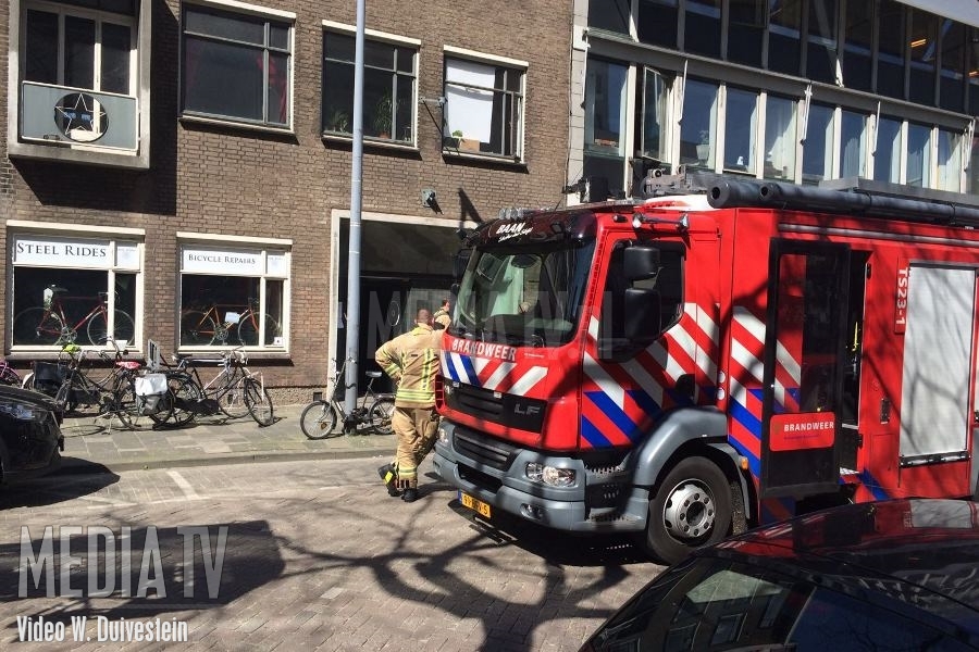 Rookontwikkeling uit pand Delftsestraat Rotterdam