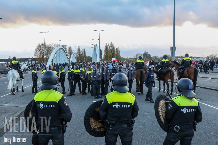 Vijf aanhoudingen in onderzoek ongeregeldheden Bekerfinale Feyenoord-Utrecht