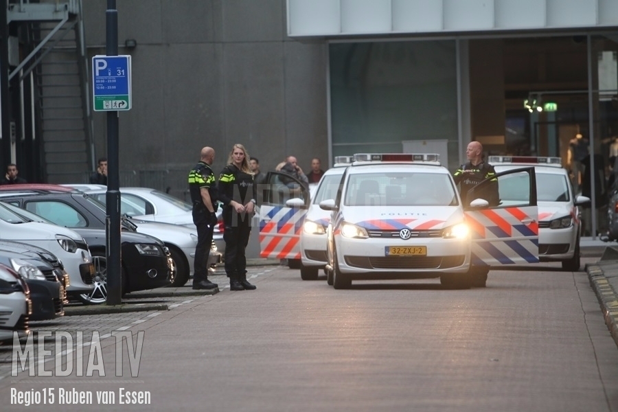 Politie lost waarschuwingsschot bij aanhouding Kruiskadehof Rotterdam