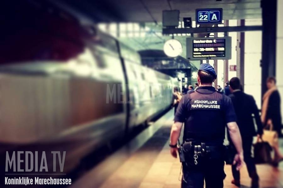 Agressieve Rotterdammer opgepakt op treinstation Schiphol