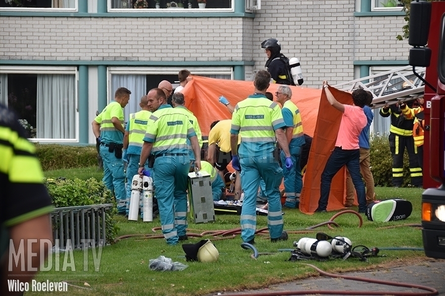 Ambulances uit Rotterdam naar Krabbendijke voor brand in een zorginstelling