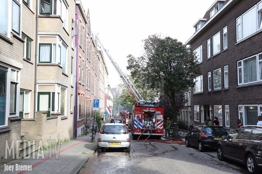 Uitslaande brand Schoonderloostraat Rotterdam (video)