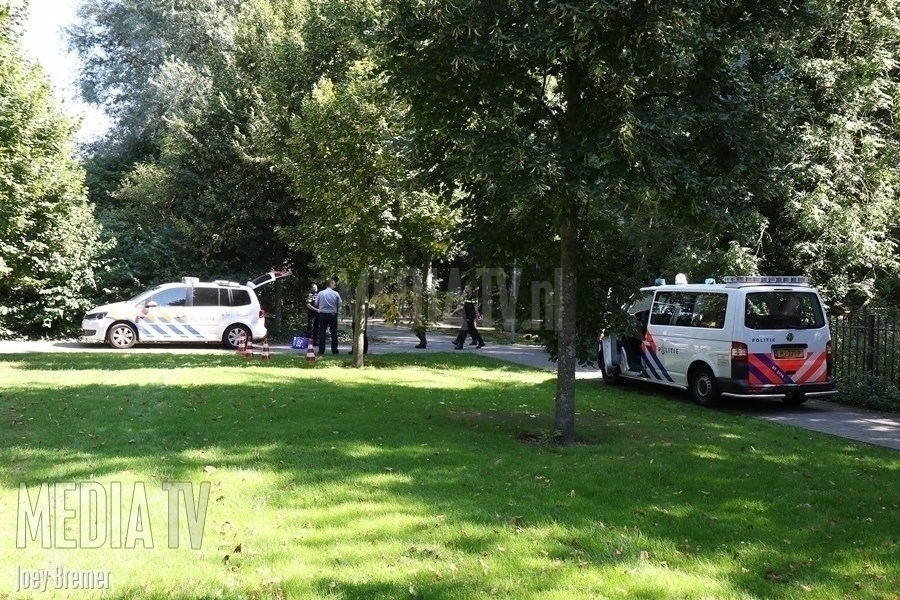 Bewusteloze man aangetroffen Sidelingepark Rotterdam: politie zoekt getuigen