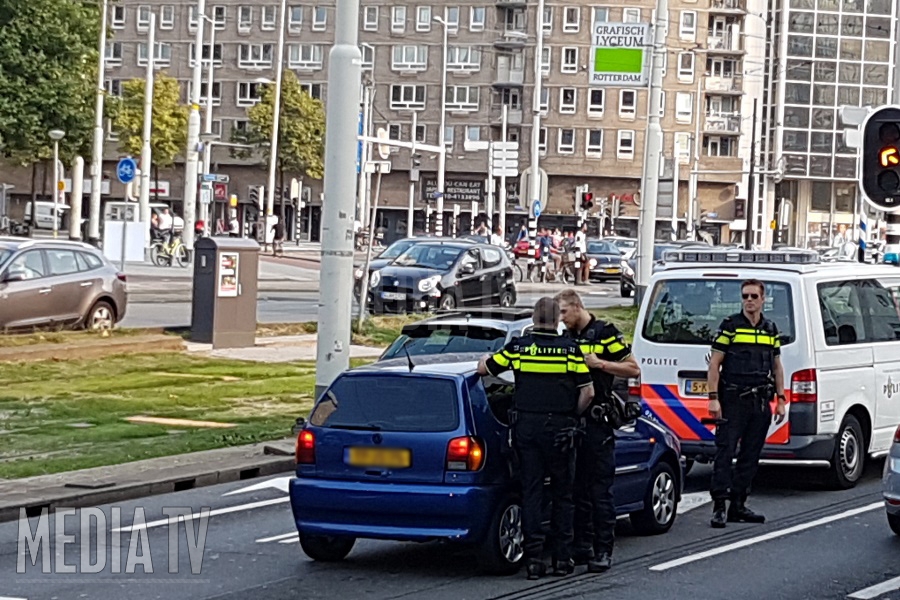 Automobilisten ruziÃ«n door Rotterdam; Aanhouding op Hofplein