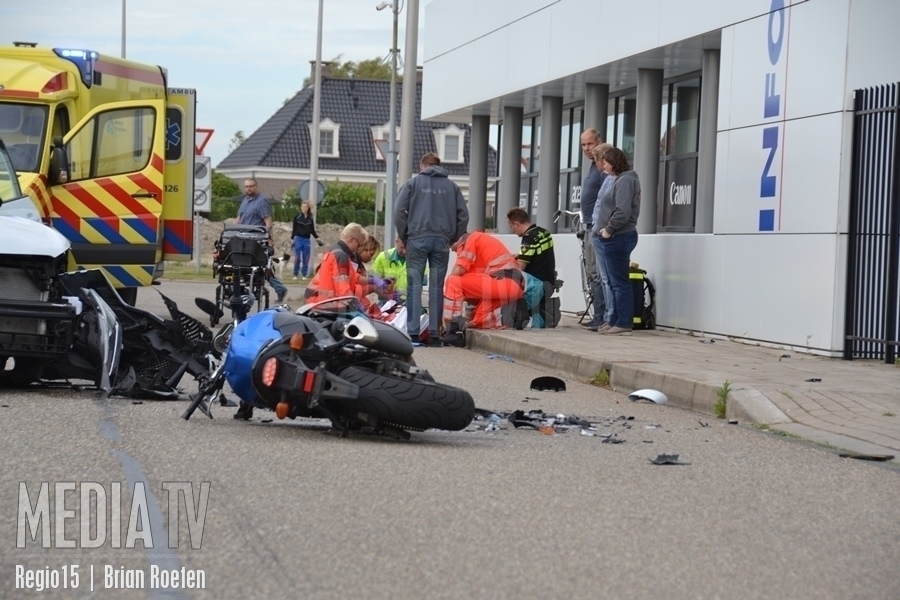 Motorrijder gewond bij aanrijding Archimedesstraat Berkel en Rodenrijs