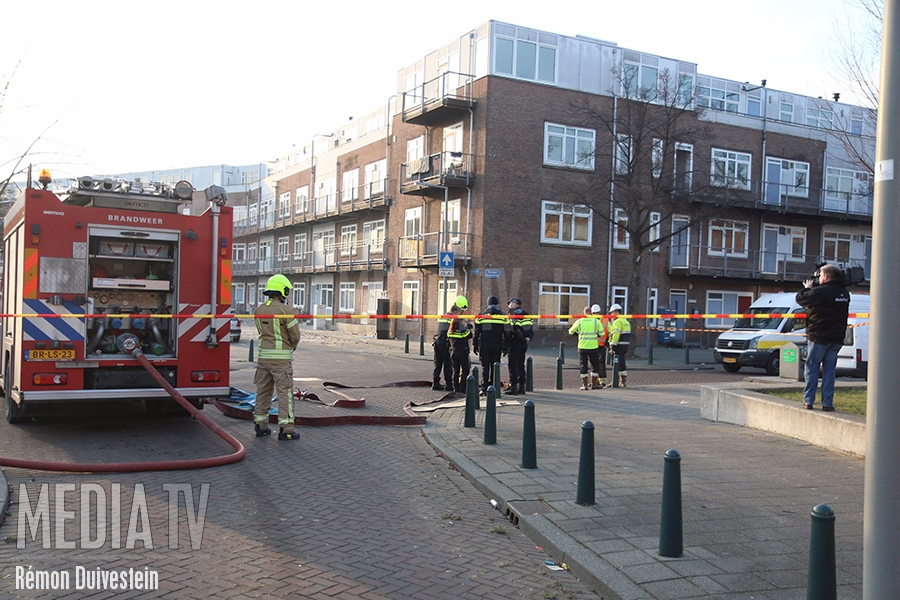 Diefstal cv-ketel oorzaak gaslek Staringplein Rotterdam (video)