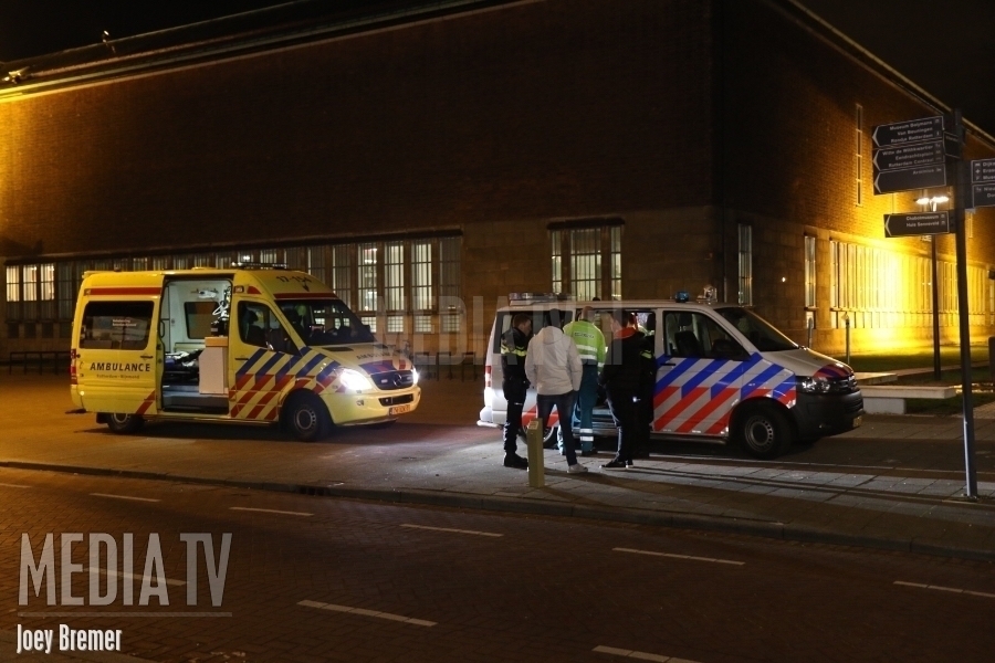 Jongens beroofd door 10 man onder bedreiging van een mes Museumpark Rotterdam