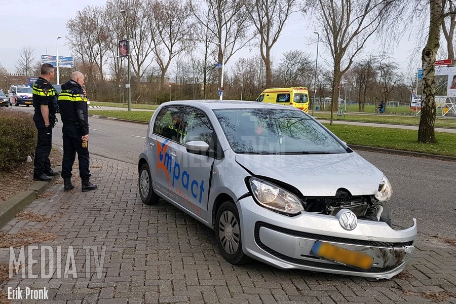 Gewonde bij aanrijding Hargalaan Schiedam