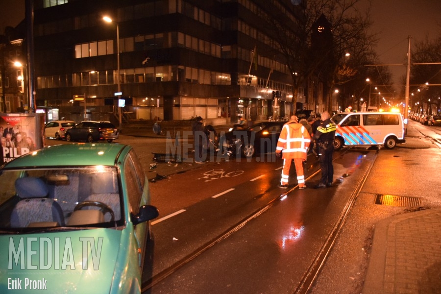 Gewonde bij aanrijding Mathenesserlaan Rotterdam
