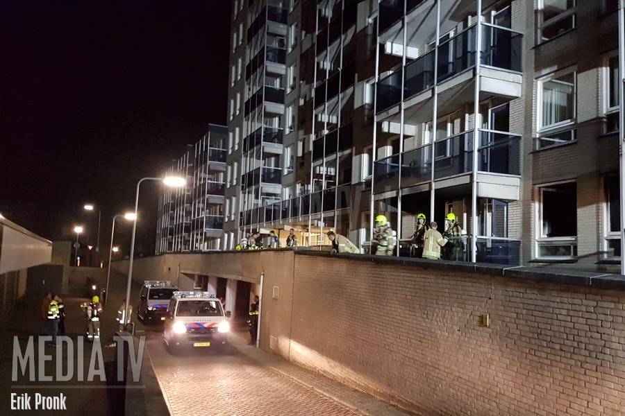 Woningen ontruimd na brand in flatwoning IJsselstraat in Spijkenisse