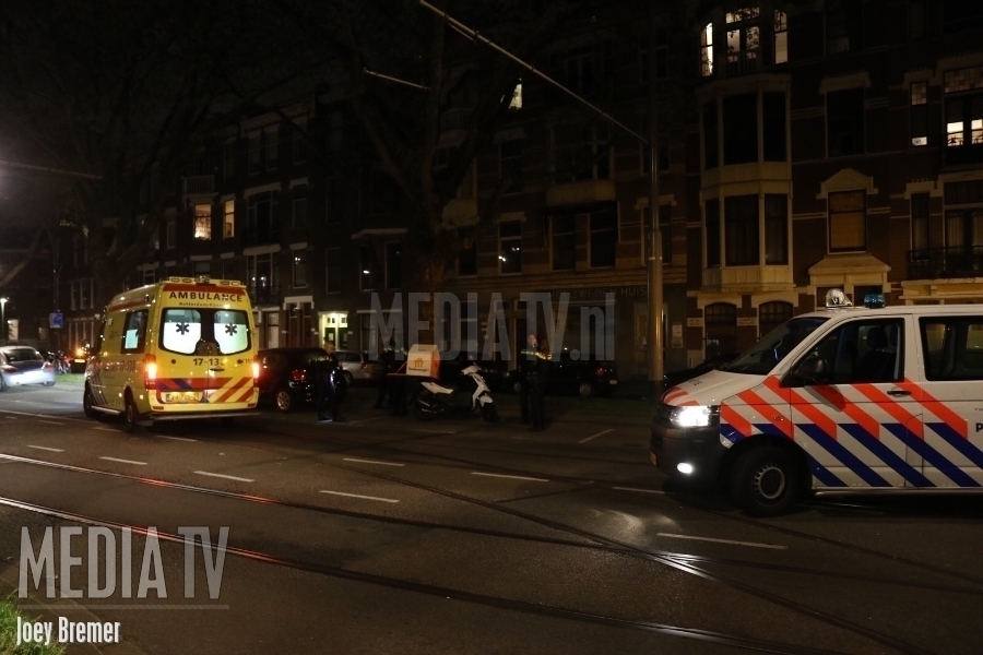 Scooterrijder gewond bij ongeval Mathenesserlaan Rotterdam