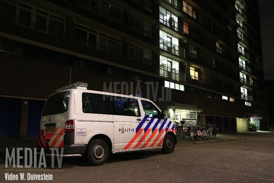 Politie schiet man in been Reviusrondeel Capelle aan den IJssel (video)