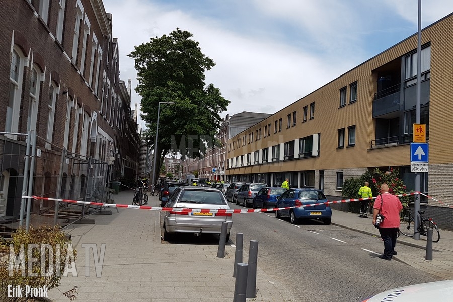 Dode bij steekpartij Joost van Geelstraat Rotterdam (video)