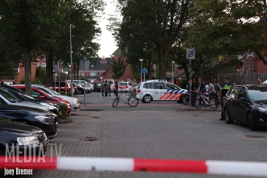 Man zwaargewond na steekpartij Ernst Barlachrade Capelle aan den IJssel