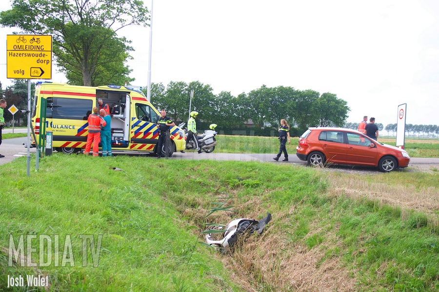 Scooterrijdster flink gewond na ongeval Hoogeveenseweg Hazerswoude-Dorp