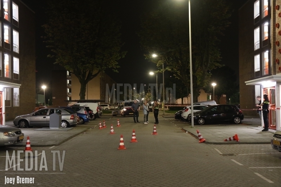 Meerdere keren geschoten bij schietpartij Melissantstraat Rotterdam (video)