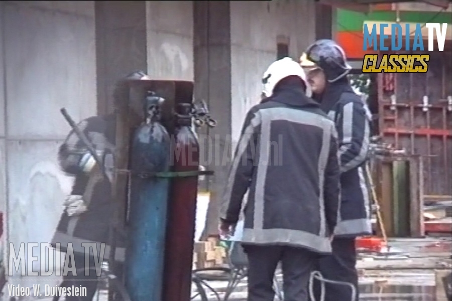 MediaTV Classics(1994): Autogeen lasset vat vlam op bouwterrein Bulgersteyn Rotterdam(video)