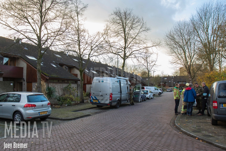 Woningen ontruimd na grote vuurwerkvondst Schutwant Hoogvliet (video)
