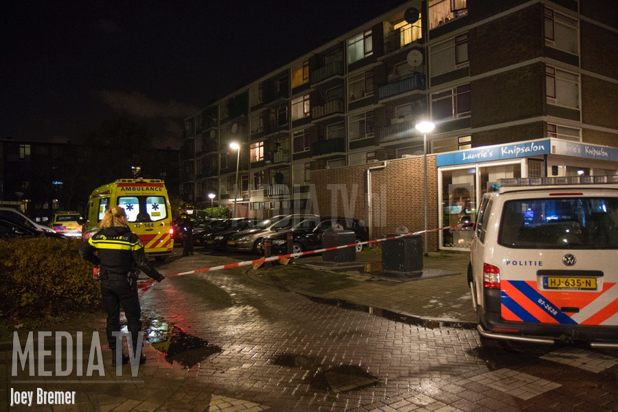 Man (22) gewond bij schietpartij Parkweg Schiedam (video)